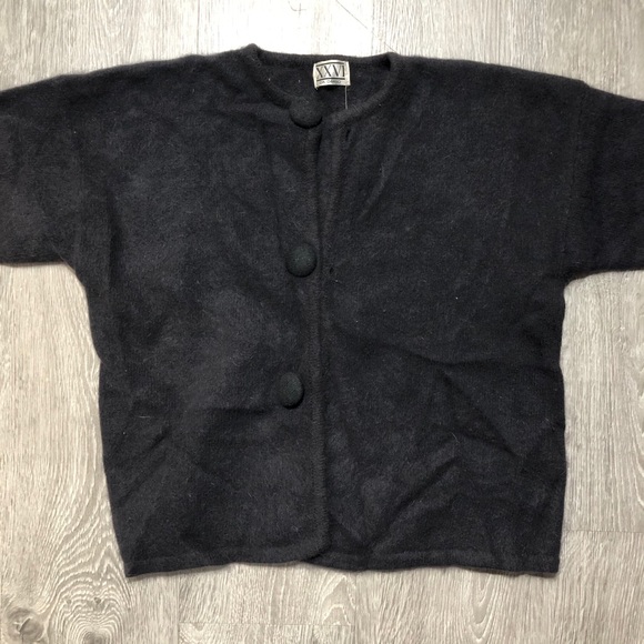 knit cardigan - Picture 1 of 4